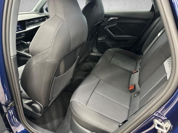 Audi A3 Limousine 35 TFSI advanced *Matrix*Navi*