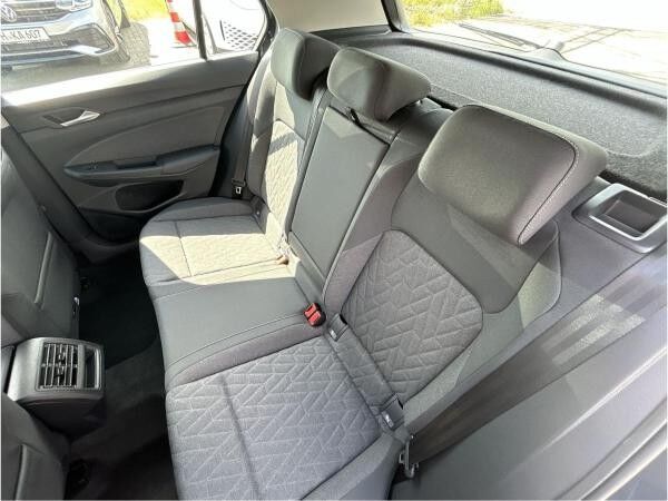 Volkswagen Golf Life 1.5 l eTSI OPF DSG CarPlay Hyb. ACC