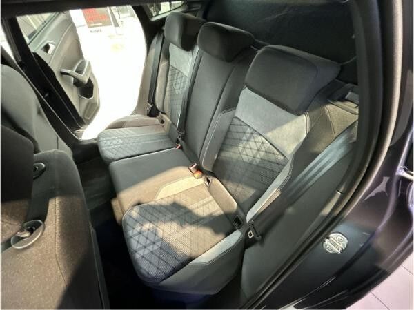 Volkswagen Taigo R-Line 1.5 l TSI OPF DSG CarPlay Matrix