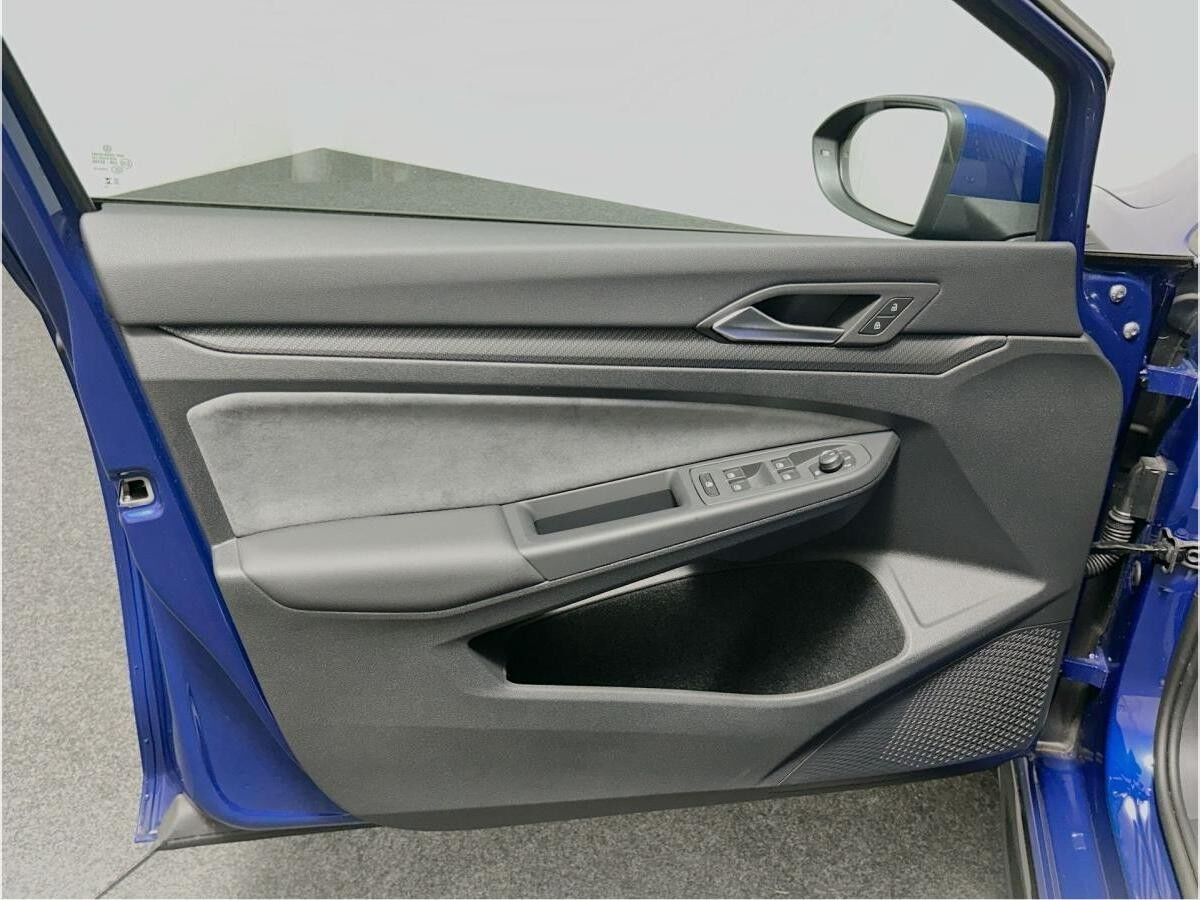 Volkswagen Golf R-Line 1.5TSI Navi LED-Matrix