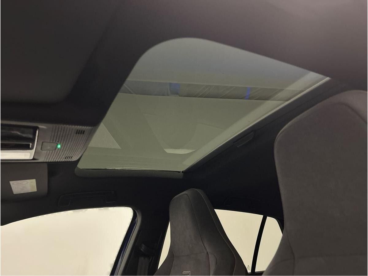 Volkswagen Golf R-Line 1.5TSI Navi LED-Matrix