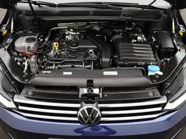 Volkswagen Touran Comfortline 1.5TSI DSG/ 7-Sitze, AHK, RFK
