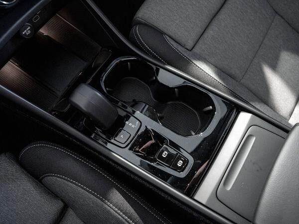 Volvo XC40 Plus Black Edition *sofort verfügbar*