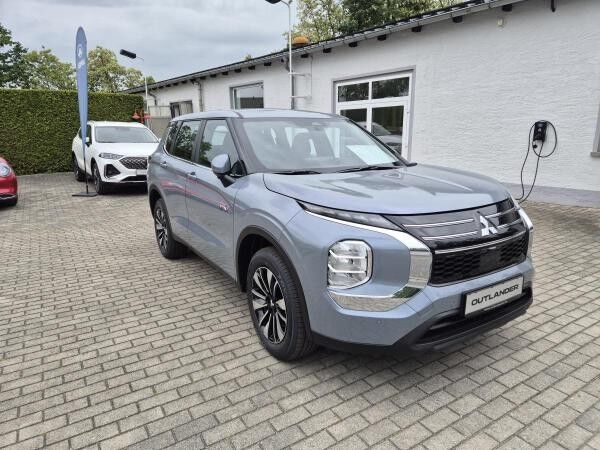 Mitsubishi Outlander 2.4 PHEV 4WD Basis