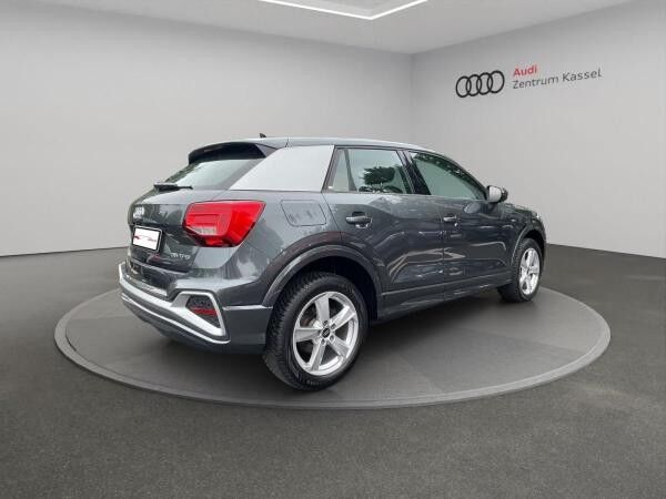 Audi Q2 35 TFSI S line LED Navi PDC CarPlay