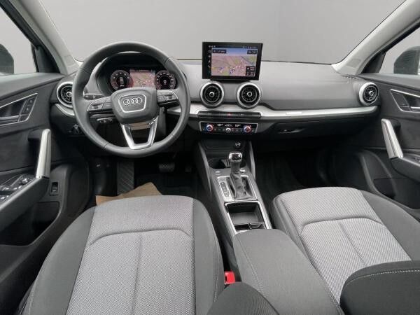 Audi Q2 35 TFSI S line LED Navi PDC CarPlay