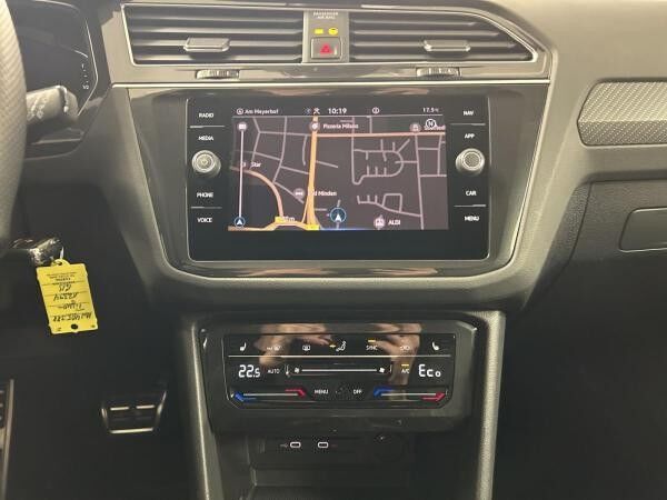 Volkswagen Tiguan 1.4 eHybrid R-Line AHK Matrix LM 19" Navi RFK ACC