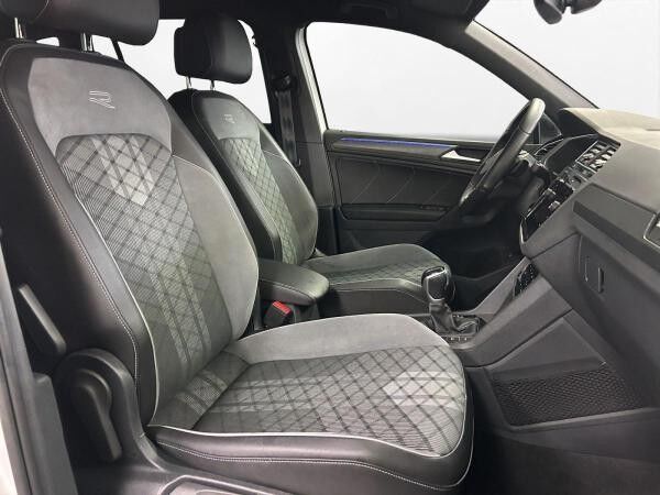 Volkswagen Tiguan 1.4 eHybrid R-Line AHK Matrix LM 19" Navi RFK ACC