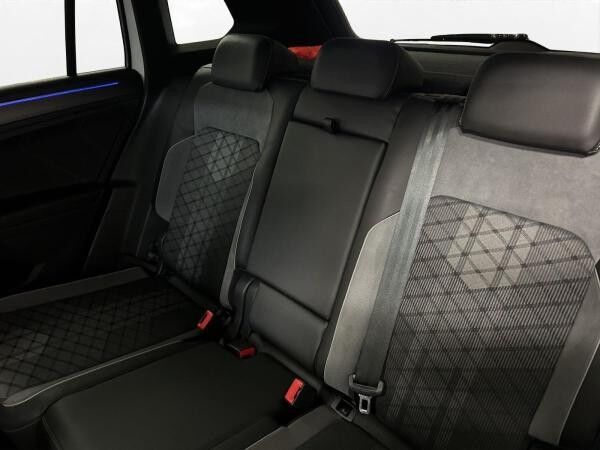 Volkswagen Tiguan 1.4 eHybrid R-Line AHK Matrix LM 19" Navi RFK ACC