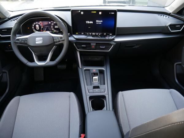 Seat Leon Sportstourer Road Edition 1.5 eTSI *SN171*