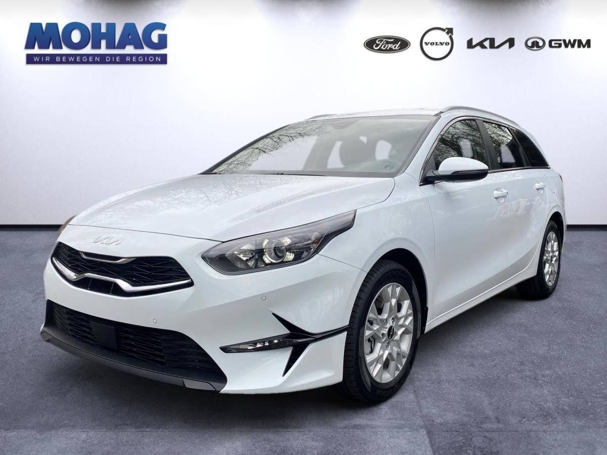 Kia Ceed SW Ultimate 140PS AUTOMATIK *WINTERRÄDER*