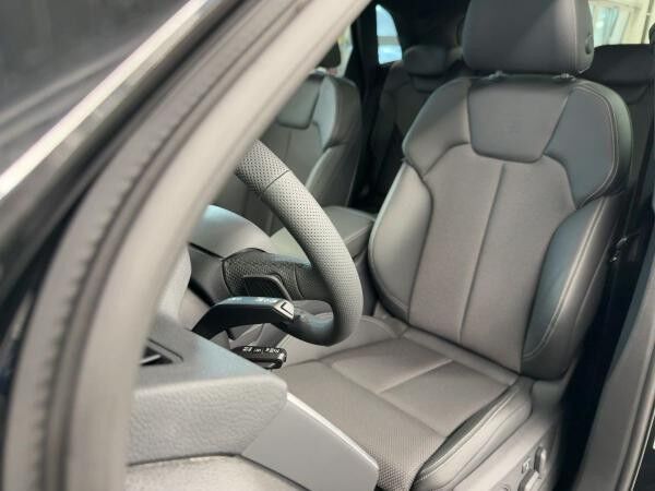 Audi Q5 S line 50 TFSIe quattro Matrix Pano ACC Massage