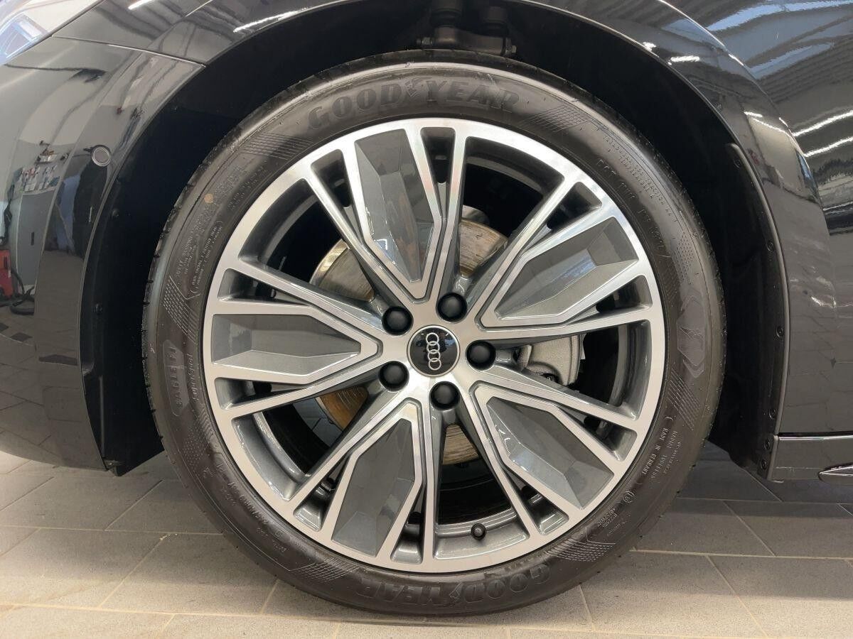 Audi A5 Avant TFSI Kamera ACC Sportsitze LED plus