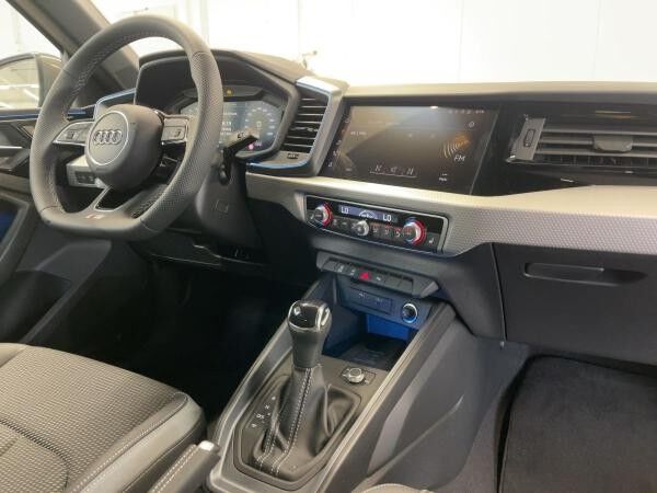 Audi A1 Sportback S line 30 TFSI Kamera LED Teilleder