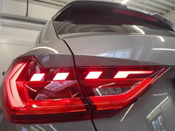 Audi A1 Sportback S line 30 TFSI Kamera LED Teilleder