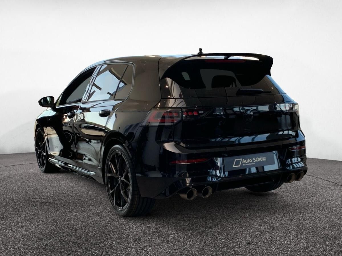 Volkswagen Golf R BLACK EDITION*AKRAPOVIC*R-PERFORMANCE*LEDER