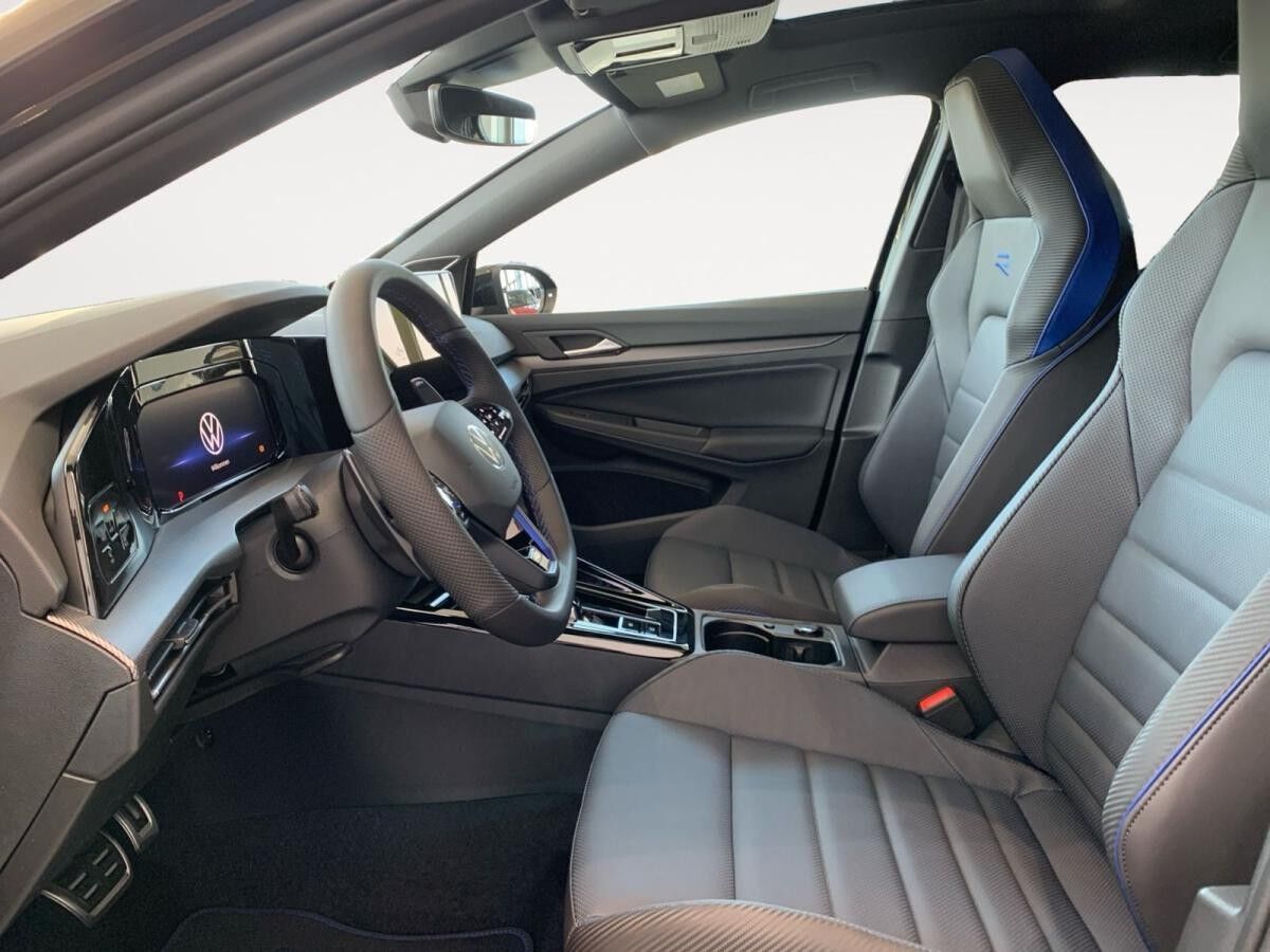 Volkswagen Golf R BLACK EDITION*AKRAPOVIC*R-PERFORMANCE*LEDER