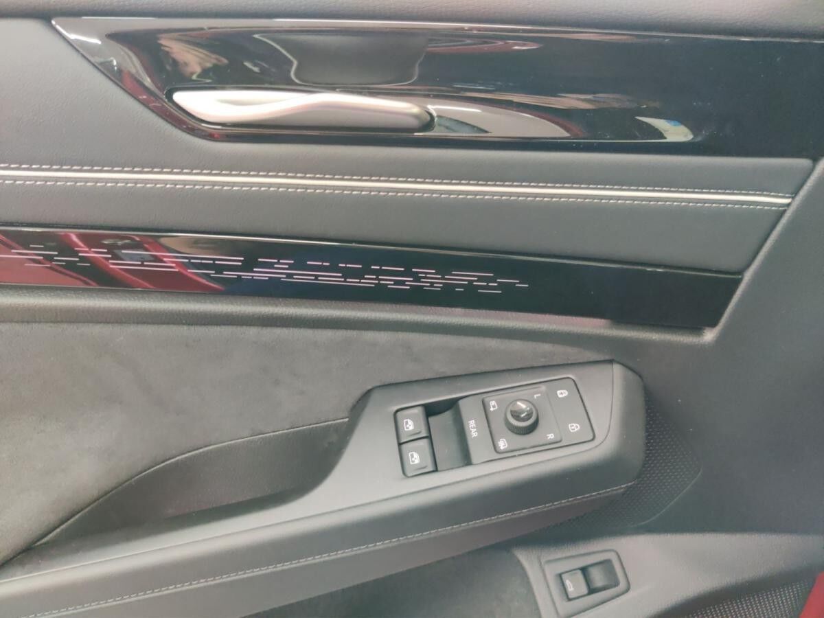 Volkswagen ID.7 Tourer Pro S h/AHK/Matrix/WäPu/01.30Garantie