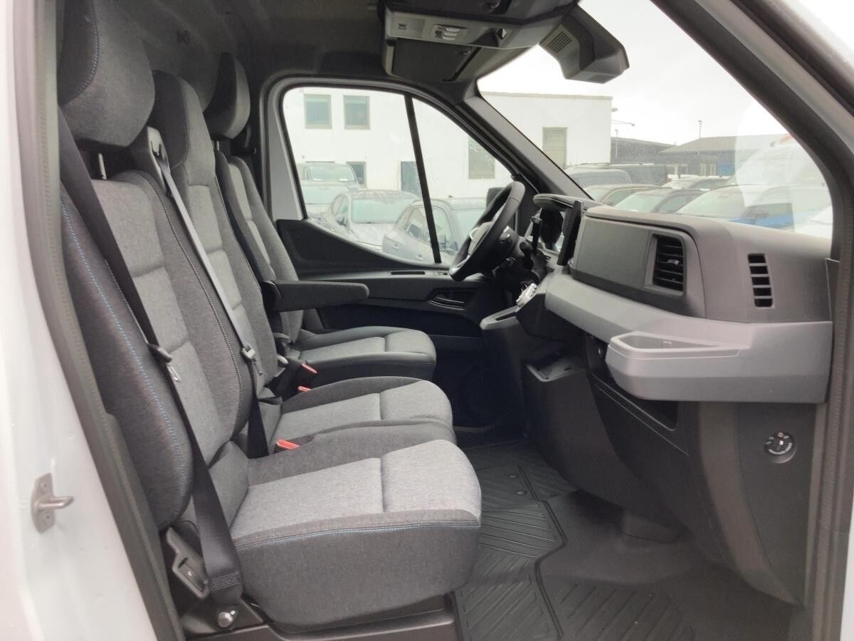 Renault Master FWD Kasten extra L2H2 3,5t Blue dCi150 AT