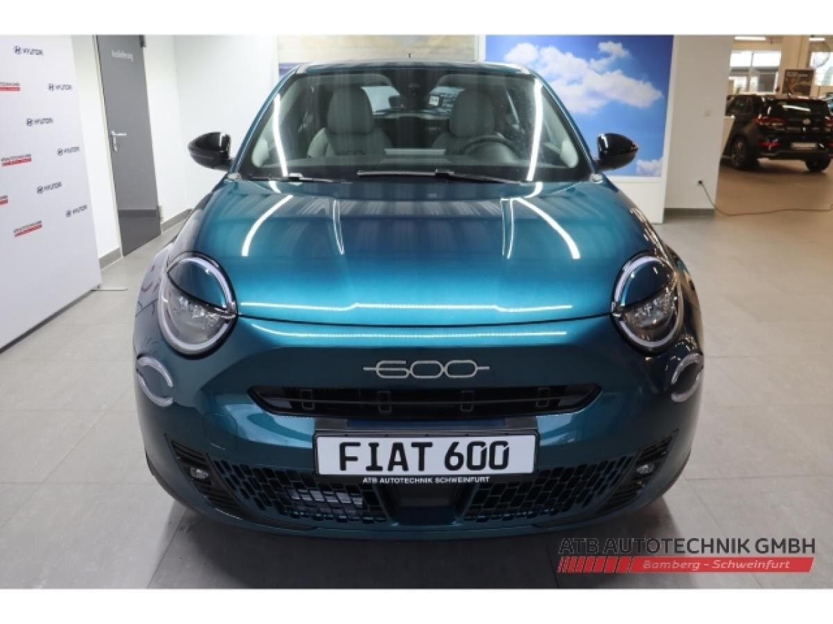 Fiat 600 Hybrid 1,2 T3 Style-Paket