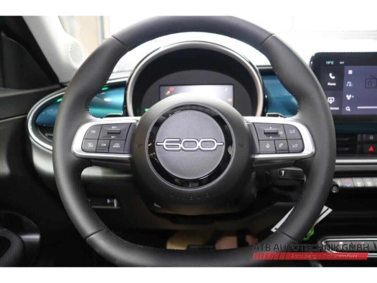 Fiat 600 Hybrid 1,2 T3 Style-Paket