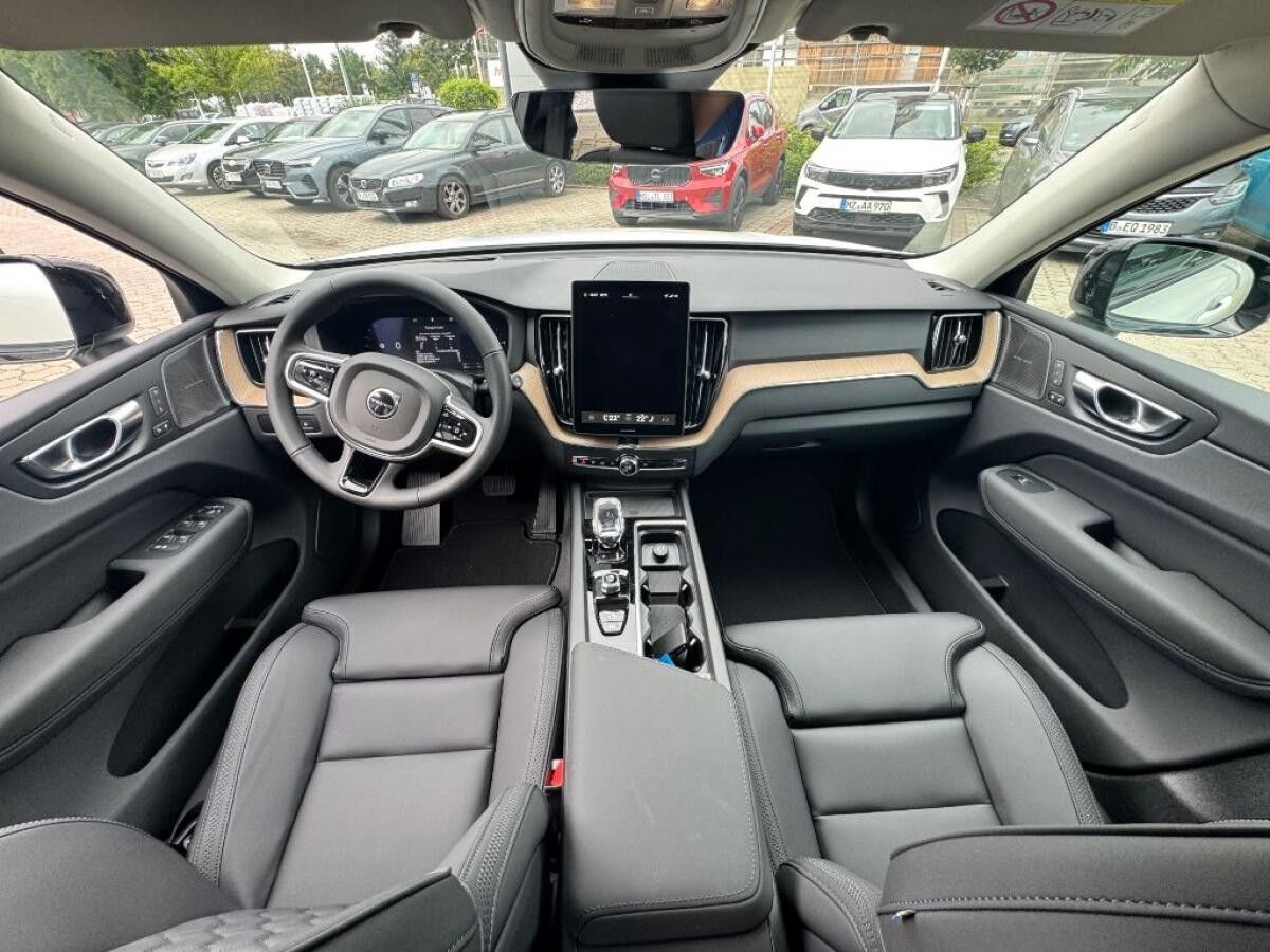 Volvo XC60 T6 AWD Plus Dark+LagomPak+AHZV+SOFORT