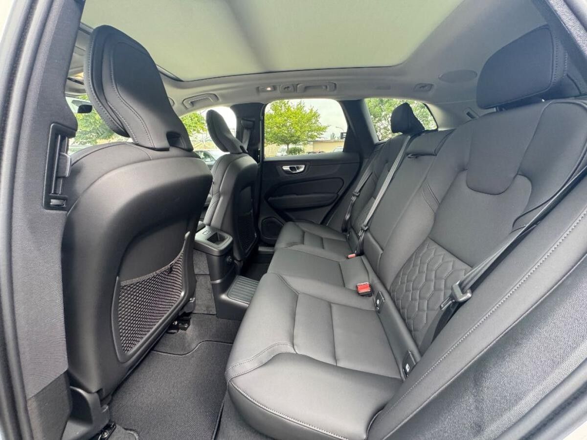 Volvo XC60 T6 AWD Plus Dark+LagomPak+AHZV+SOFORT