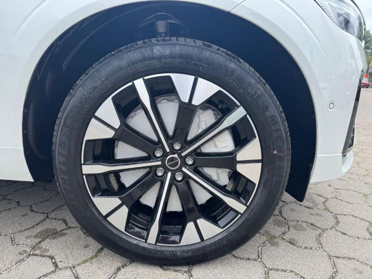 Volvo XC60 T6 AWD Plus Dark+LagomPak+AHZV+SOFORT