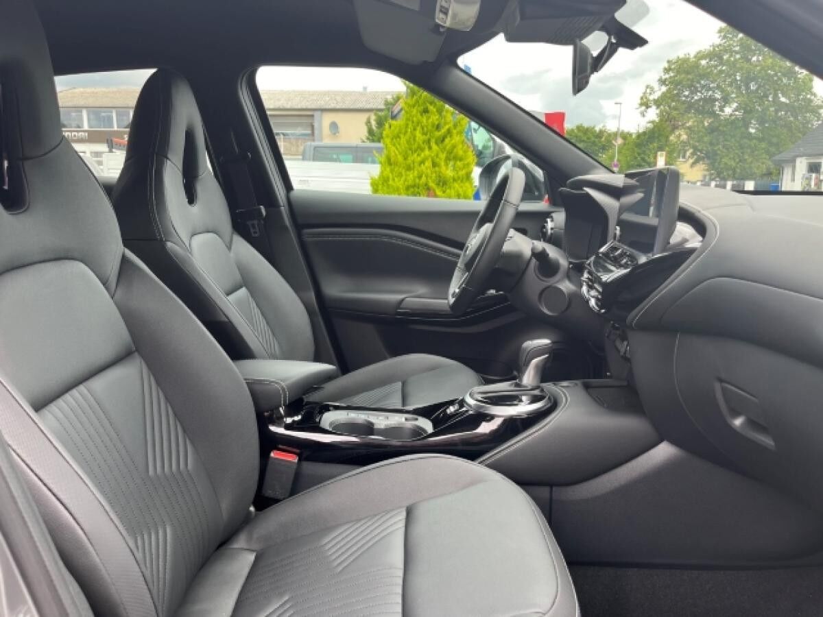Nissan Juke TEKNA 1.6 Hybrid 143PS BOSE BFS Navi digitales Cockpit 360 Kamera LED Apple CarPlay