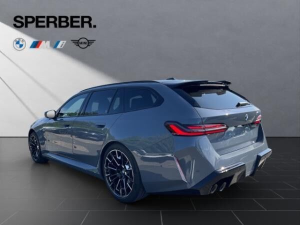 BMW M5 Tour.Comfort Pkt.,Panorama,AHK,Sitzbelüft.,M Comp.-Bremse,uvm.