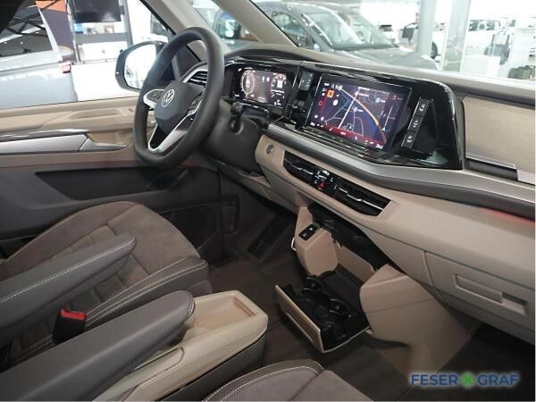 Volkswagen T7 Multivan Style 2.0 TSI