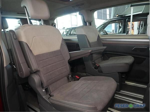 Volkswagen T7 Multivan Style 2.0 TSI