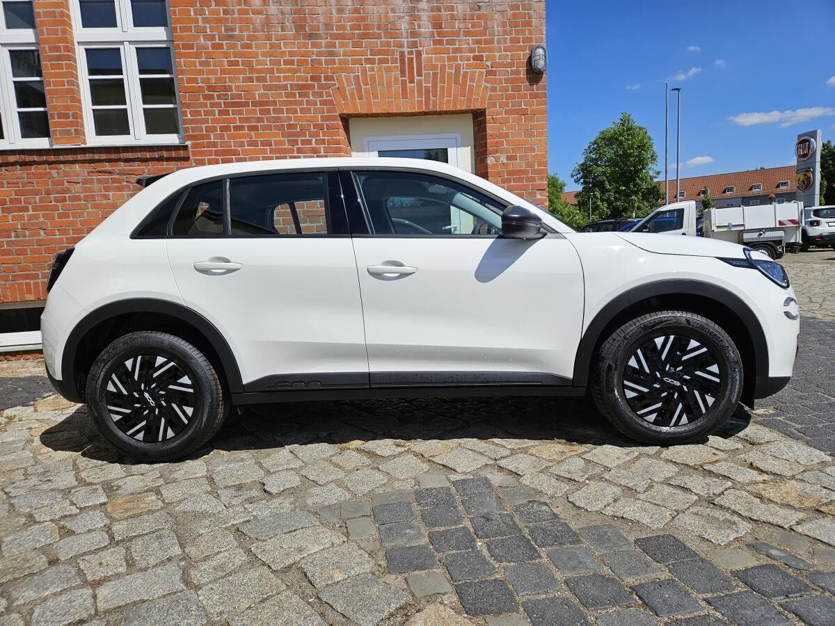 Fiat 600 1.2T MHEV 136 PS - sofort verfügbar - LED - PDC - Automatik