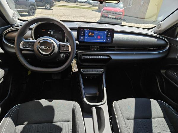 Fiat 600 1.2T MHEV 136 PS - sofort verfügbar - LED - PDC - Automatik