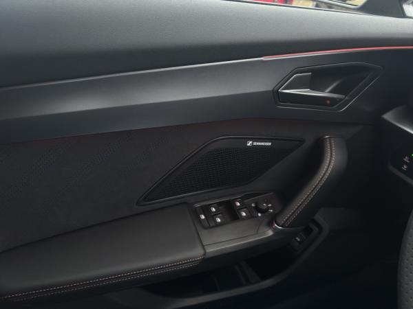 Cupra Formentor VZ Hybrid 1.5 6-Gang DSG *SOFORT VERFERÜGBAR*