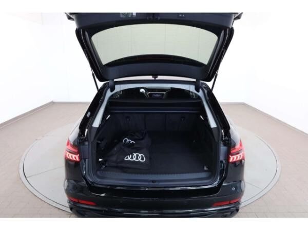 Audi A6 Avant 55 TFSI e quattro S line