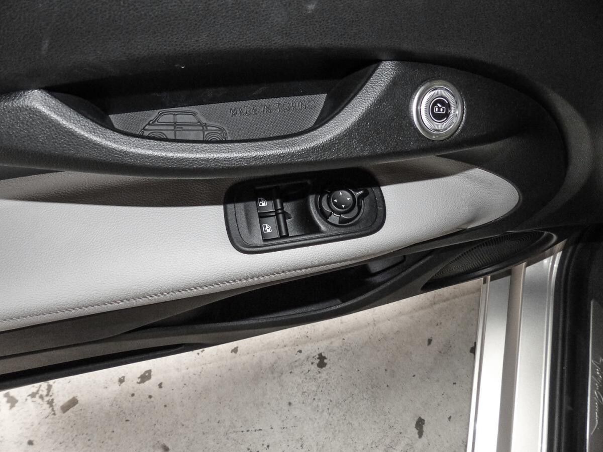 Fiat 500e 42 kWh GIORGIO ARMANI Collector's Edition