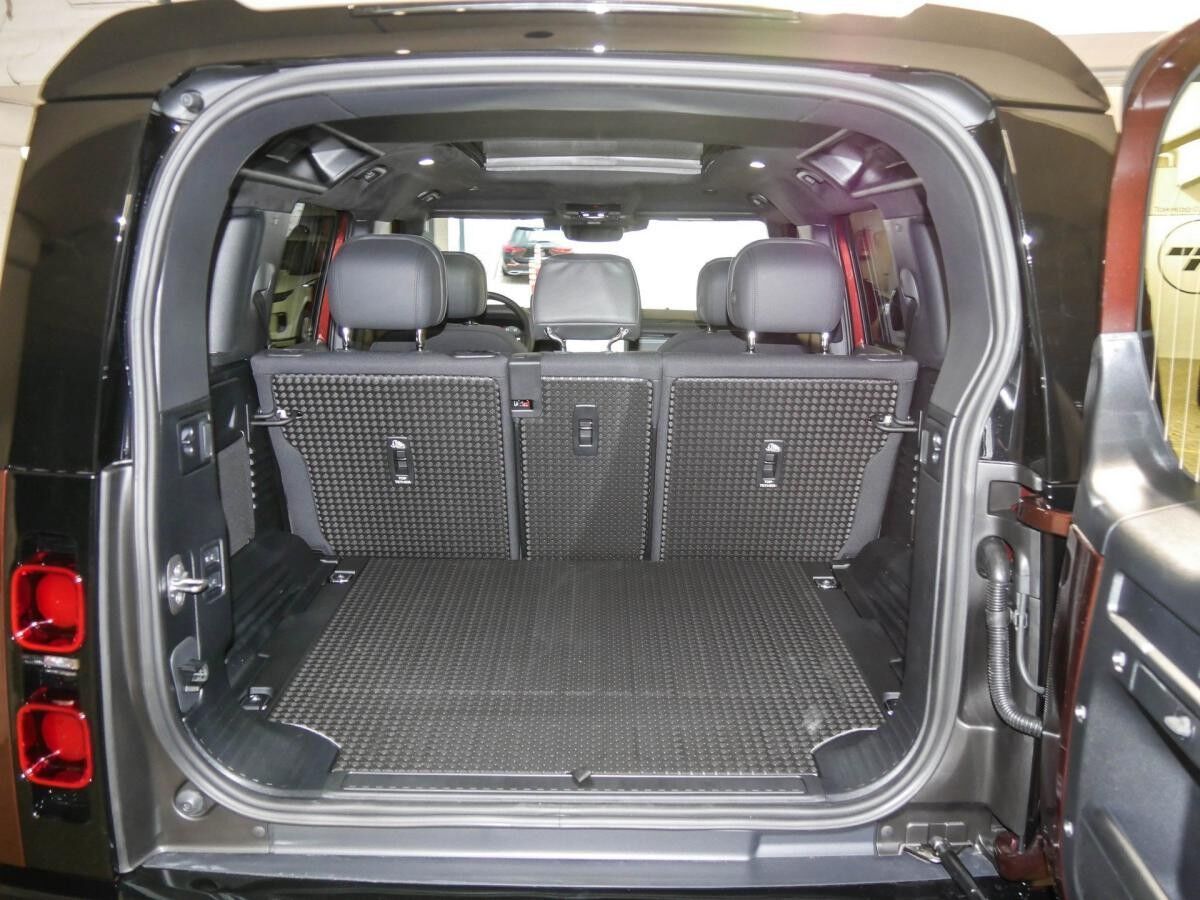 Land Rover Defender 110 D300 AWD Sedona Edition- SOFORT VERFÜGBAR - 5 Jahre Garantie