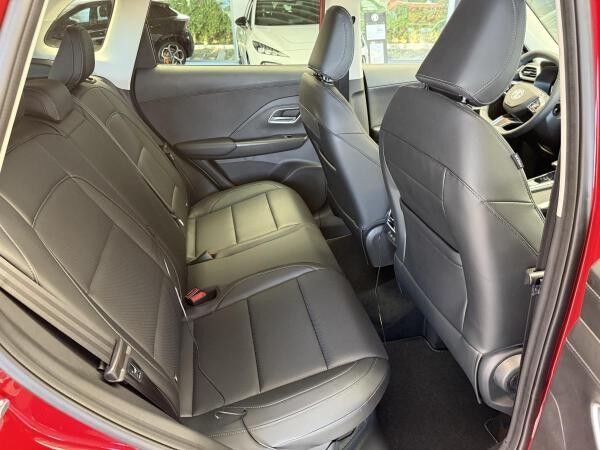 MG ZS 1.5 Hybrid+ Luxury (Privat)