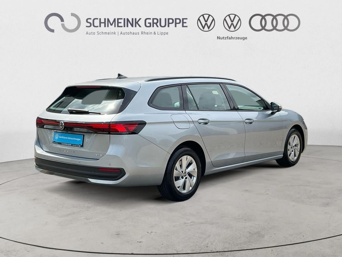 Volkswagen Passat Variant 1.5 eTSI DSG Navi Kamera ACC