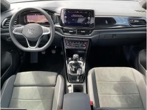 Volkswagen T-Roc 1.5 TSI Style Navi Keyless ACC Volkswagen T-Roc 1.5 TSI Style Navi Keyless ACC
