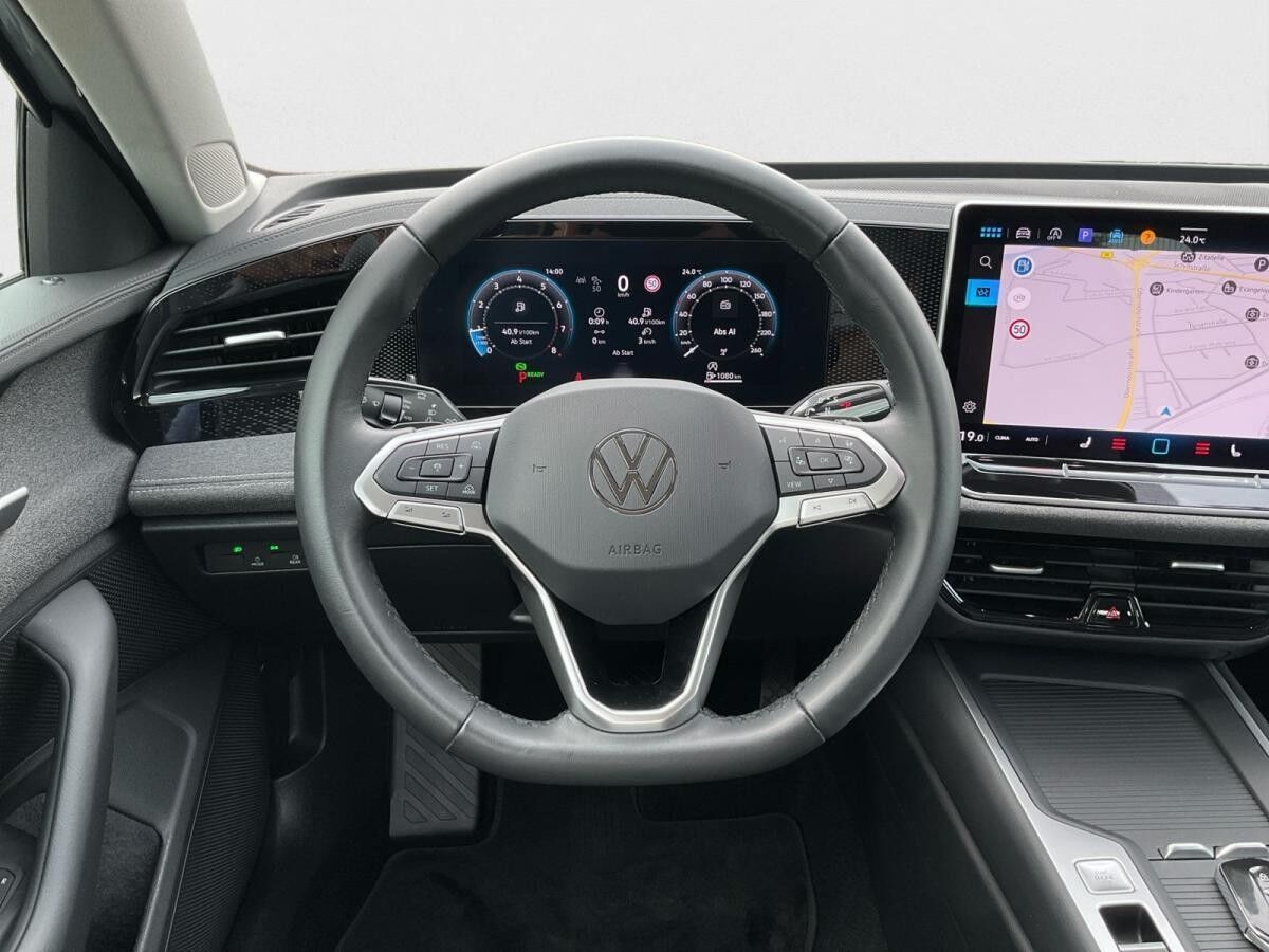 Volkswagen Passat Variant 1.5 eTSI DSG Navi Kamera ACC