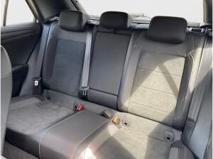 Volkswagen T-Roc 1.5 TSI Style Navi Keyless ACC Volkswagen T-Roc 1.5 TSI Style Navi Keyless ACC