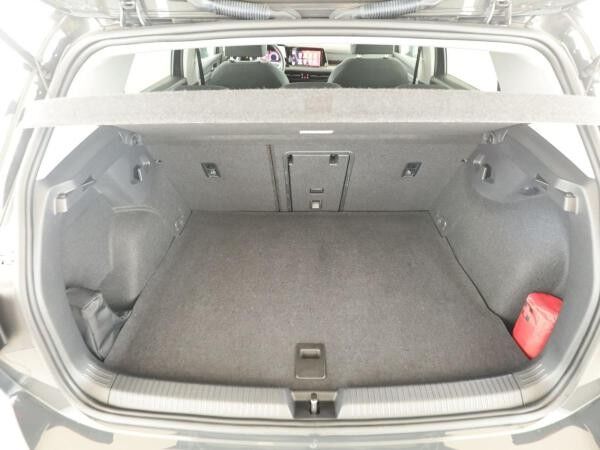 Volkswagen Golf VIII 1.4 TSIe Style *HYBRID*LED*PDC*Navi*