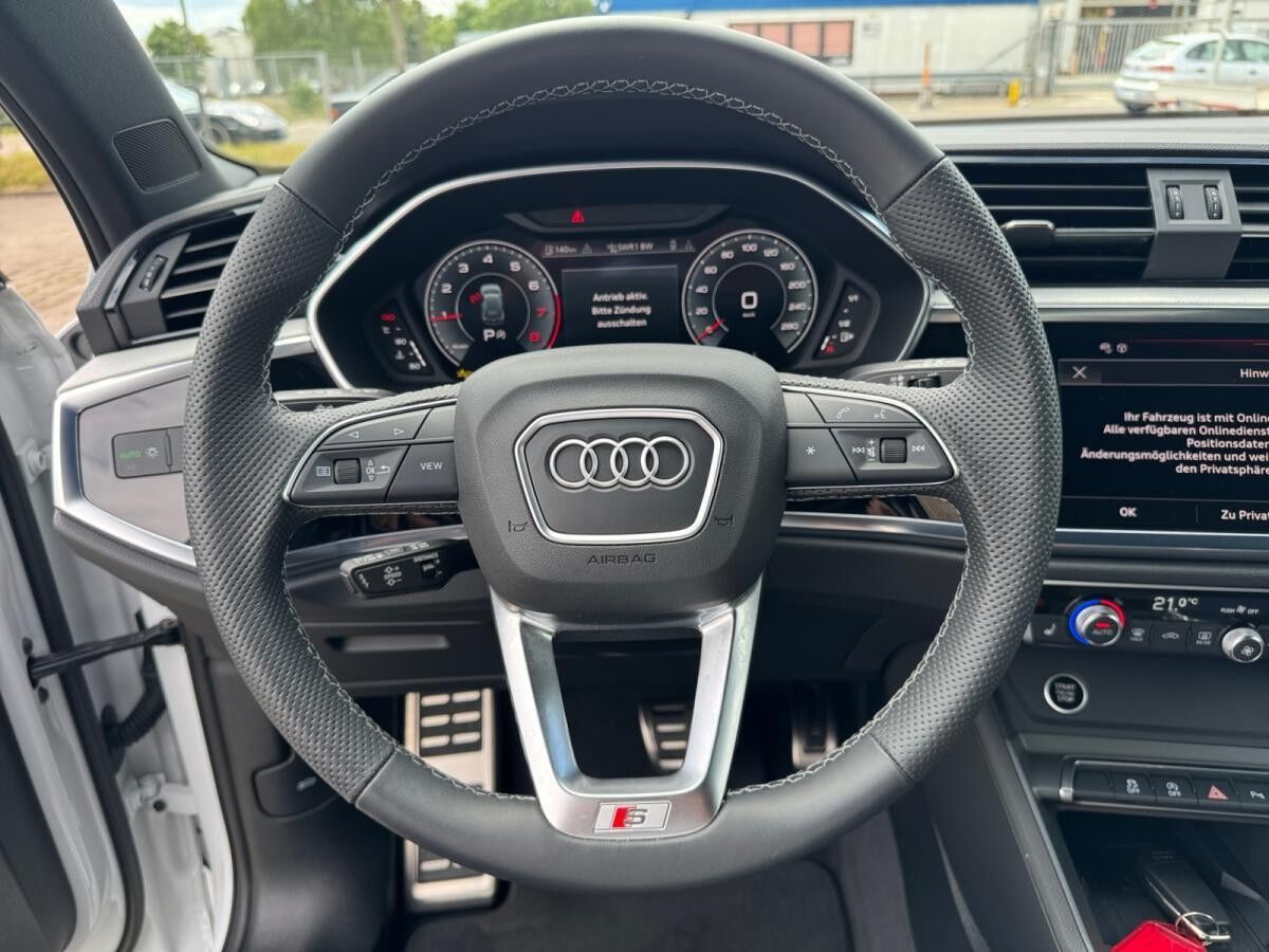 Audi Q3 S line 35 TFSI S tronic