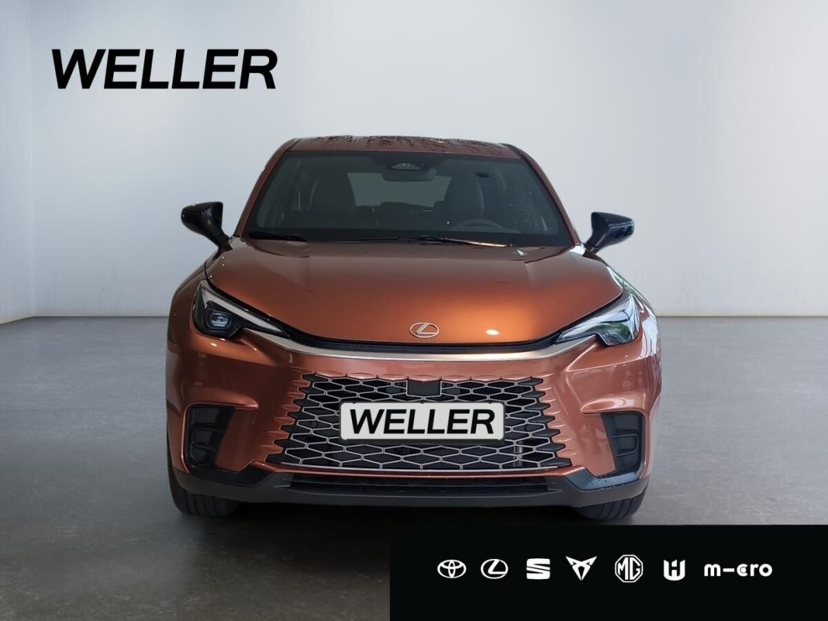 Lexus LBX inkl. Komfort Paket & Sonderlackierung | sofort verfügbar in Leipzig Lexus LBX inkl. Komfort Paket & Sonderlackierung | sofort verfügbar in Leipzig