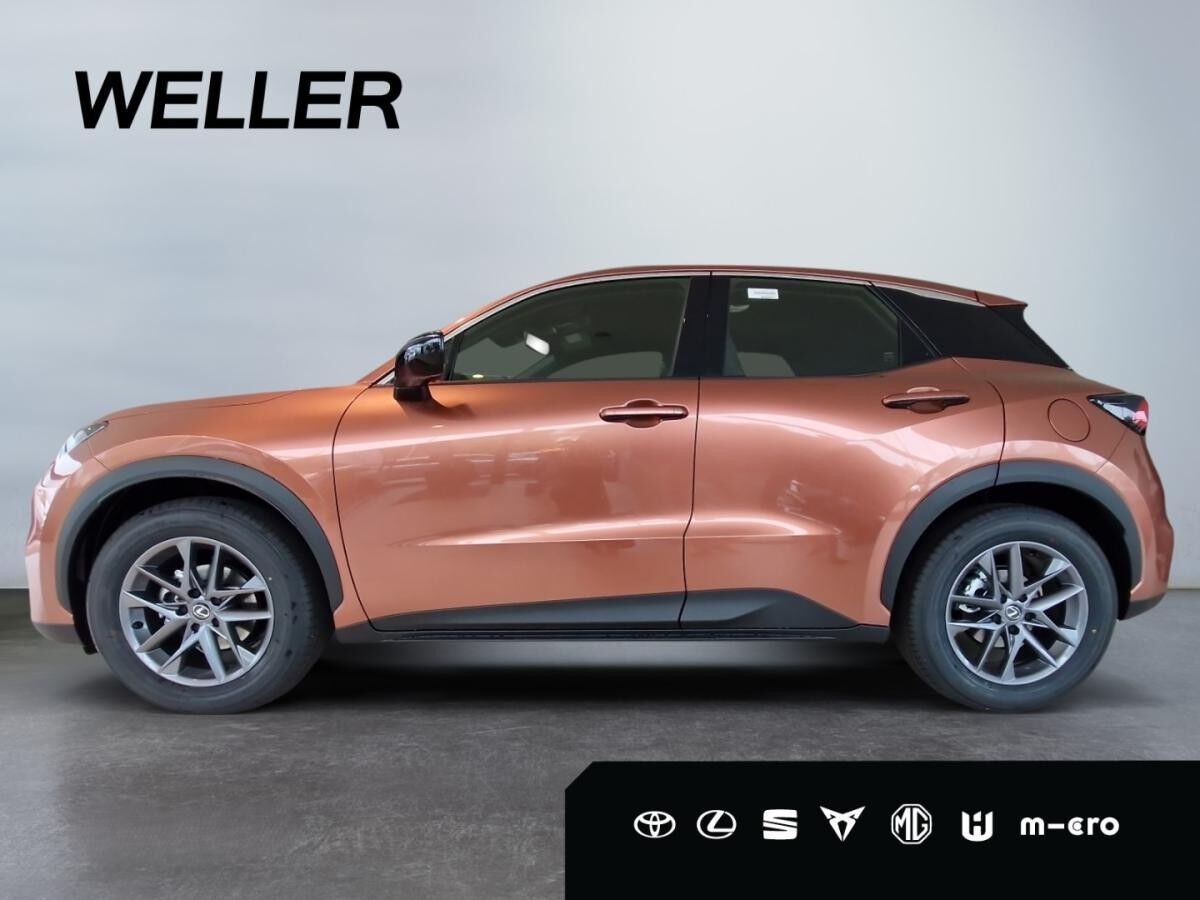 Lexus LBX inkl. Komfort Paket & Sonderlackierung | sofort verfügbar in Leipzig Lexus LBX inkl. Komfort Paket & Sonderlackierung | sofort verfügbar in Leipzig