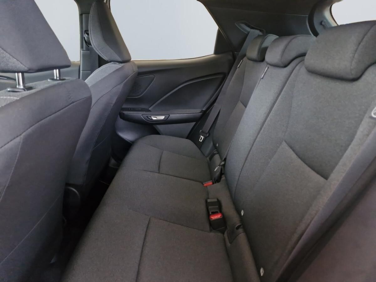 Lexus LBX inkl. Komfort Paket & Sonderlackierung | sofort verfügbar in Leipzig Lexus LBX inkl. Komfort Paket & Sonderlackierung | sofort verfügbar in Leipzig