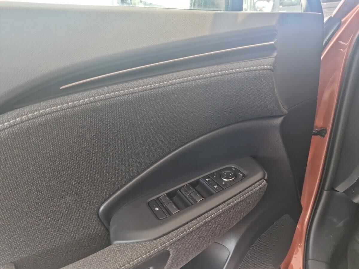 Lexus LBX inkl. Komfort Paket & Sonderlackierung | sofort verfügbar in Leipzig Lexus LBX inkl. Komfort Paket & Sonderlackierung | sofort verfügbar in Leipzig