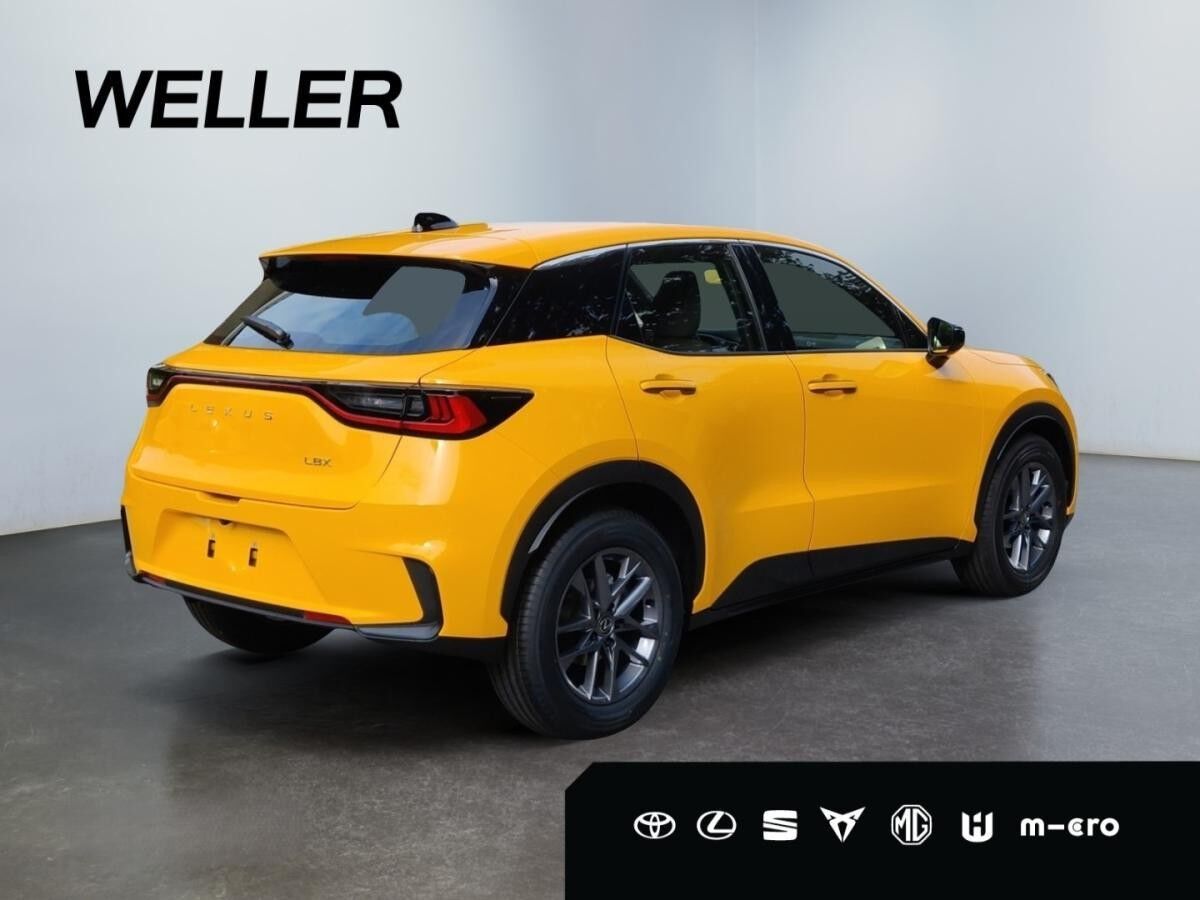 Lexus LBX inkl. Komfort Paket | sofort verfügbar in Leipzig Lexus LBX inkl. Komfort Paket | sofort verfügbar in Leipzig
